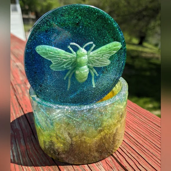 Bumblebee Jewelry Box Resin Art Sparkly Honey Bee Honeycomb Glitter Cute Spring - Picture 10 of 12